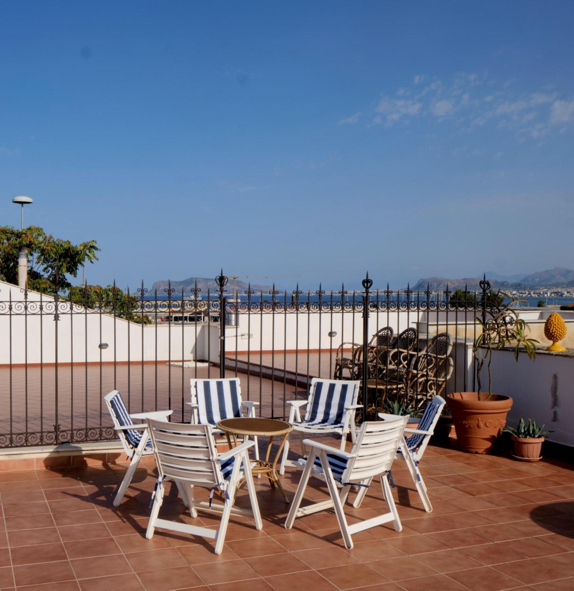 Apartament Attico Con Terrazza Sul Porto Palermo Zewnętrze zdjęcie